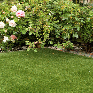 outdoor garden decorated with 40mm Nile artificial grass