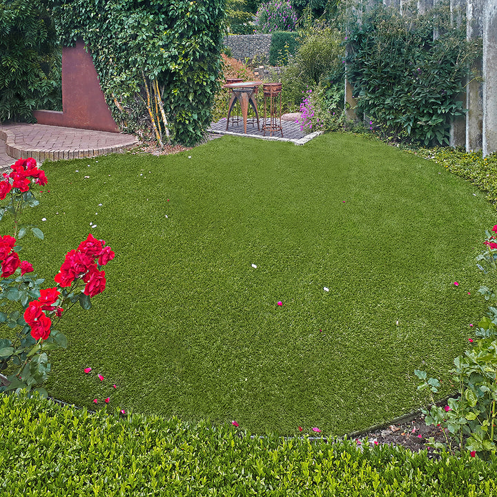 Decorated outer space with 40mm Yukon artificial grass